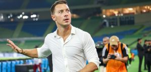 يايسله يطلب تعزيز دفاع الأهلي السعودي بثنائي من الهلال والشباب